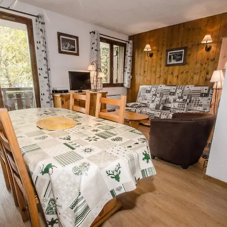 Avec Balcon, Parking Et Animaux Acceptés à - Fr-1-343-245